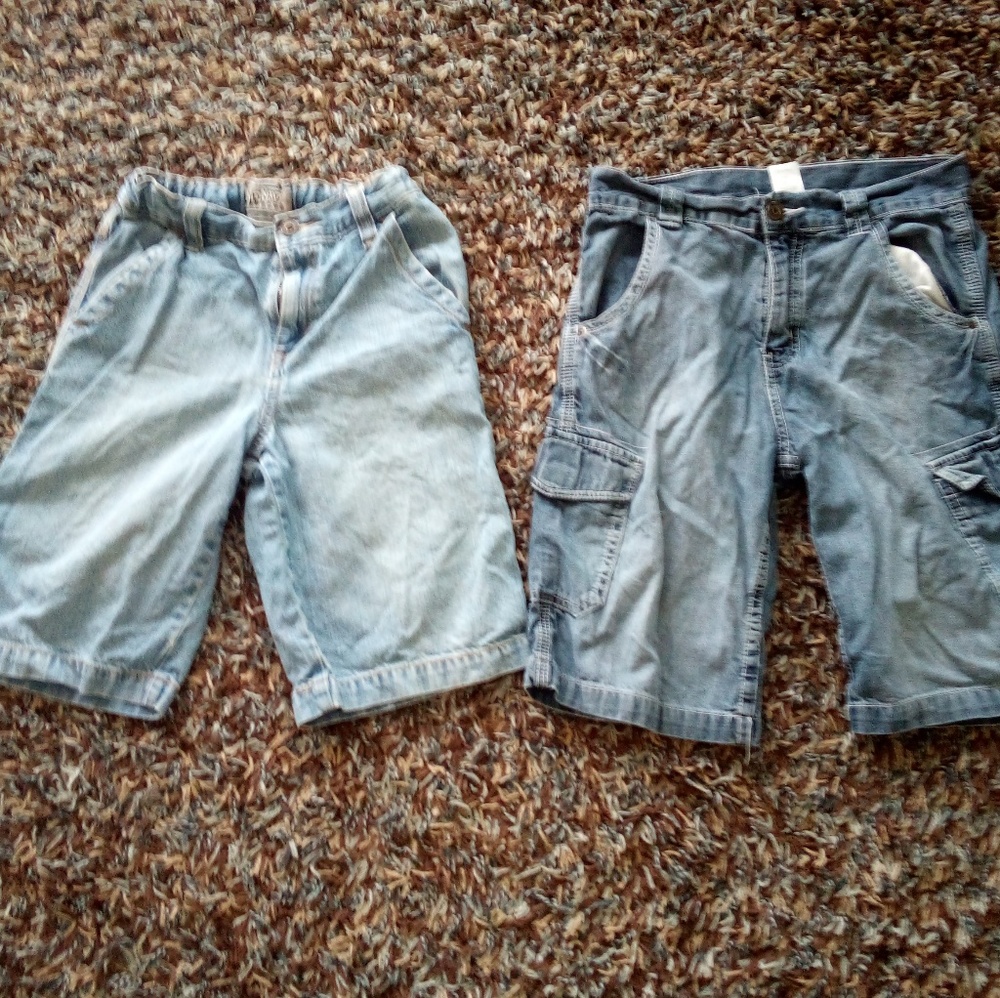 Bundle of shorts boys size 10